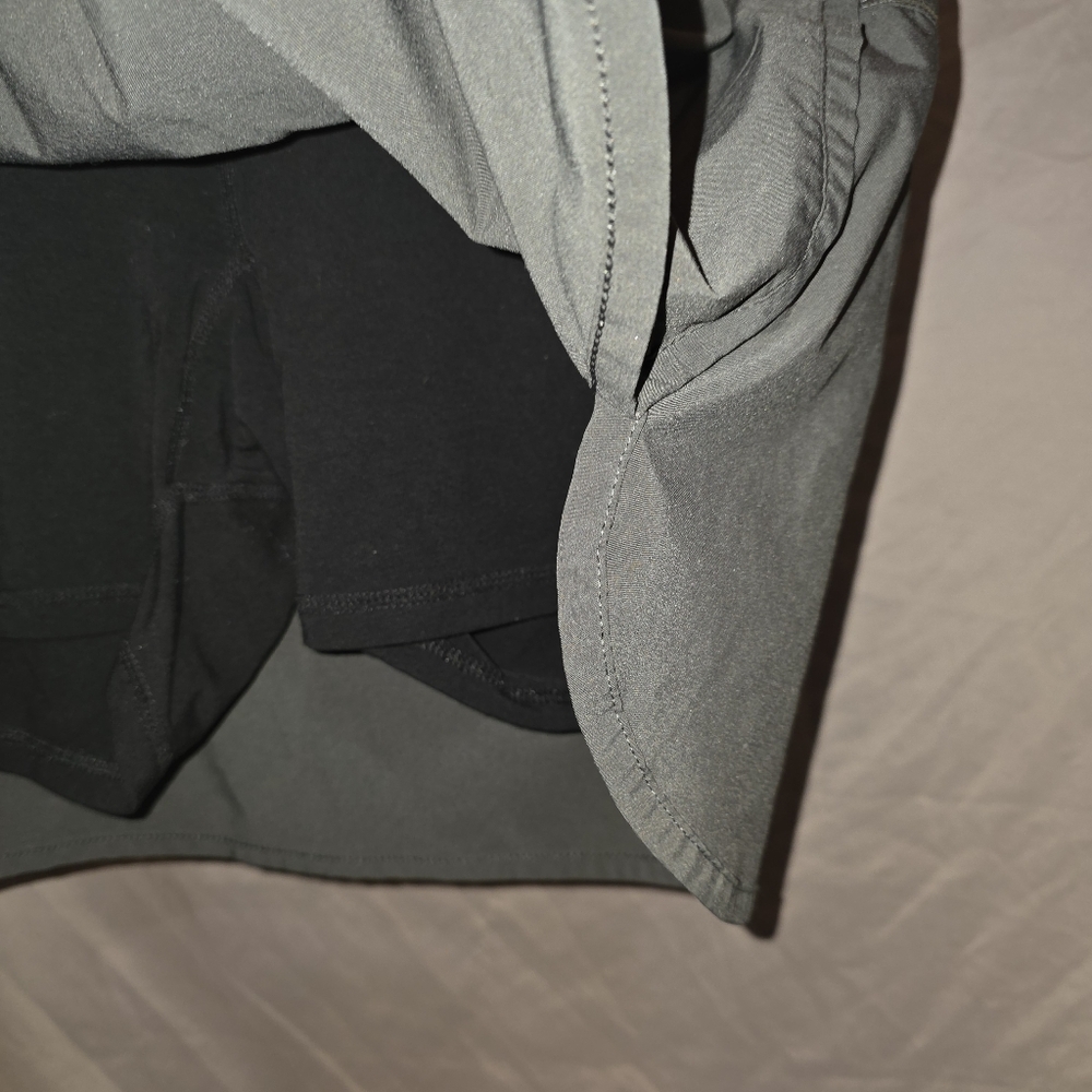 Free Fly Skort - Picture 2 of 4